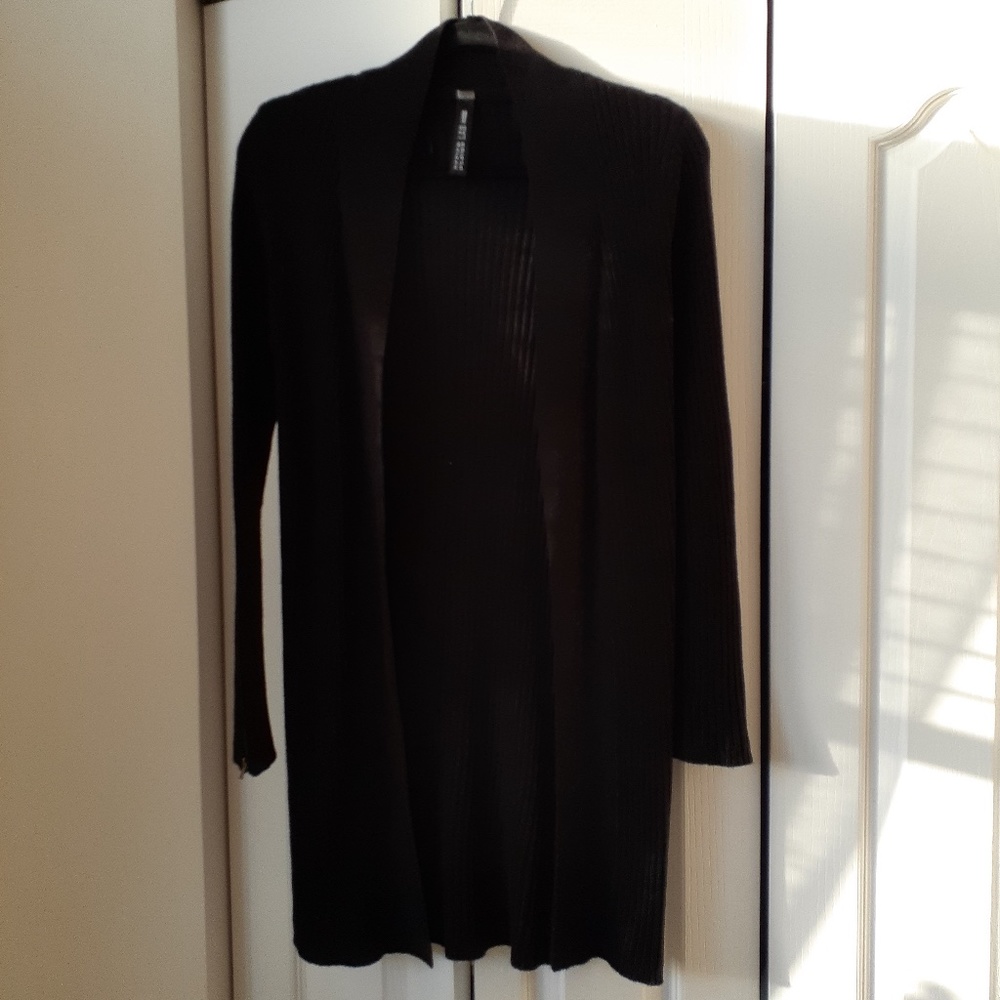 Design Lab Classic Long Sleeve Ribbed Cardigan - Picture 2 of 7